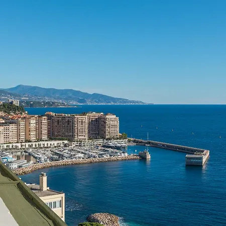 Boat View, Rickeys Lejlighed